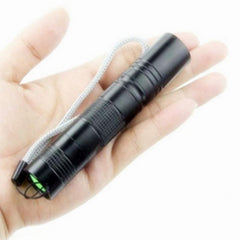 The WY6 2000lm 5 Mode LED Flashlight
